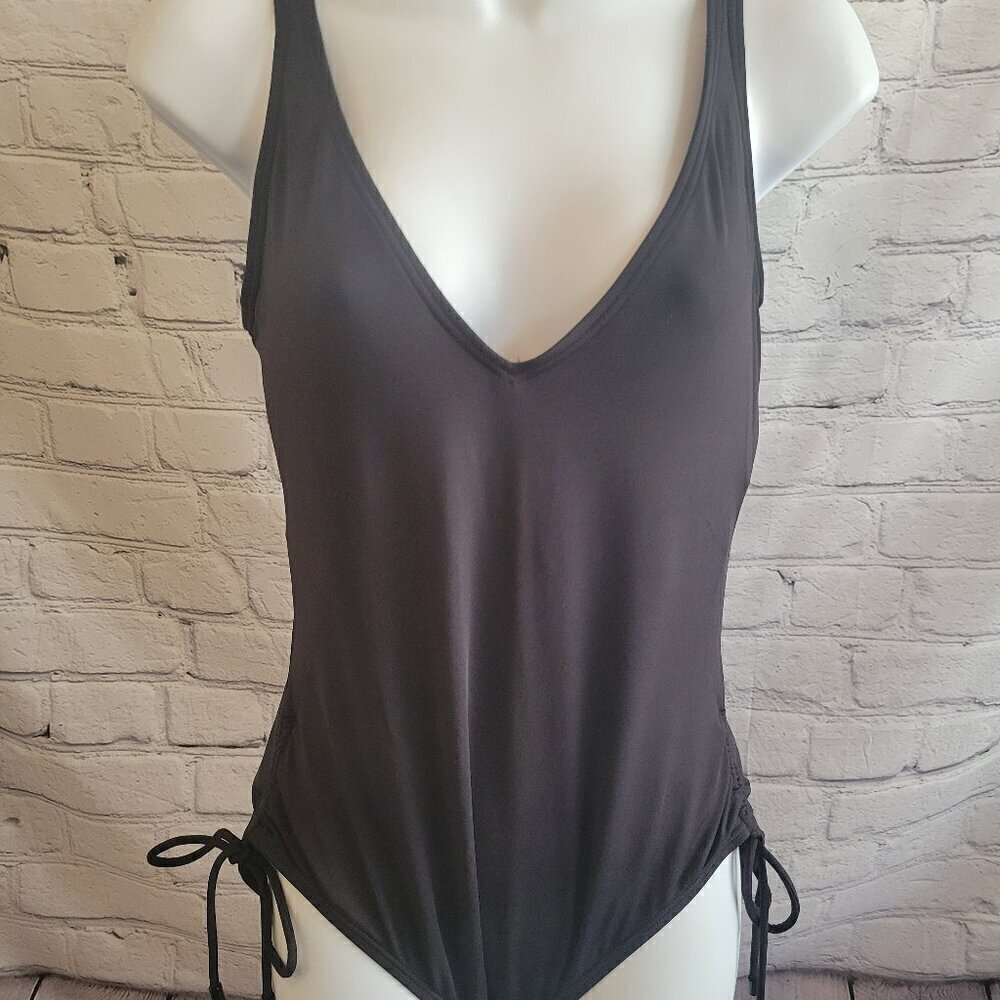 Coco Reef Contours Stellar Shirred-Side One Piece Swimsuit